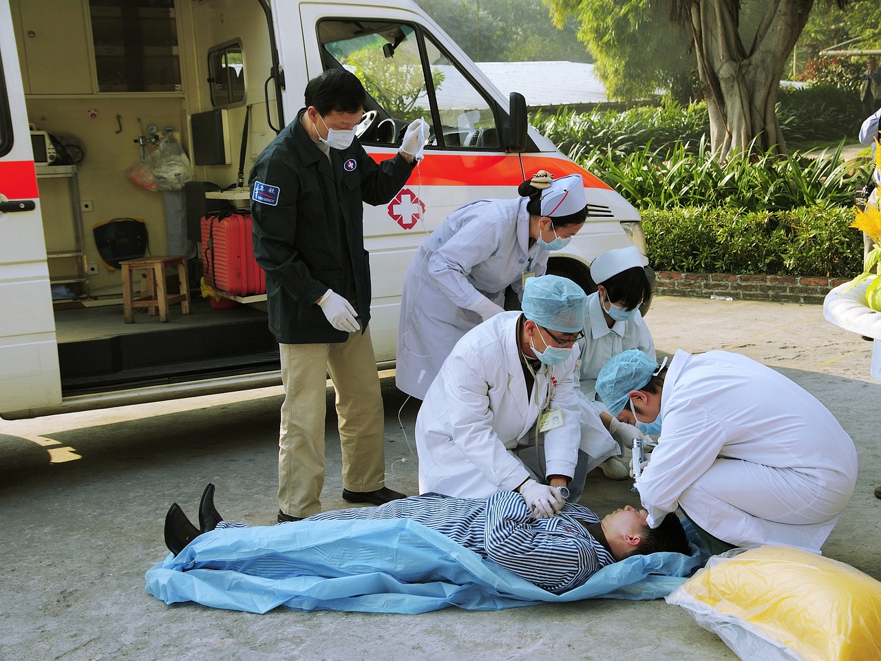 How Crucial is First Aid Knowledge in Self-Defense?